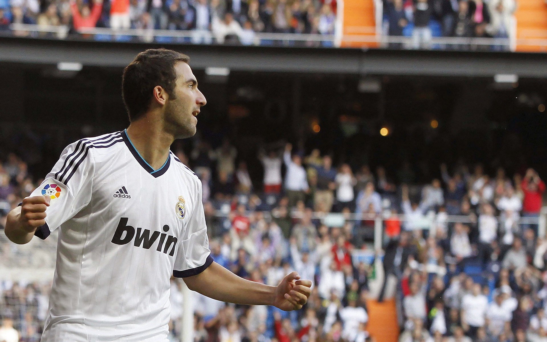 浓眉表示保持健康是赛季最大挑战，浓眉在哪场比赛中上场时间最短